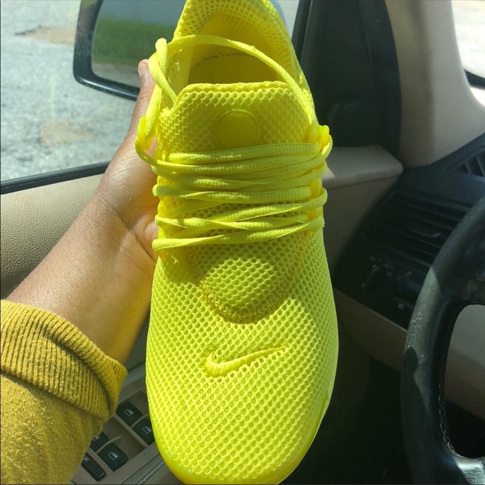 Shoe has never been worn due to wrong size.
